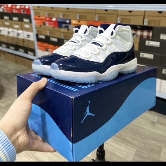 Jordan 11 UNC Win Like 82 main image 4